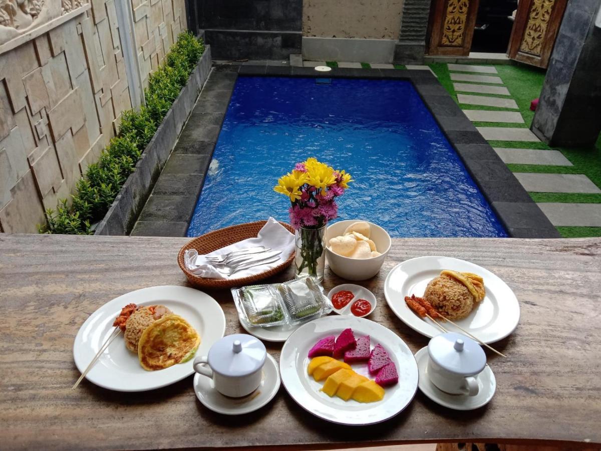 The Surya Kuta Villa Luaran gambar