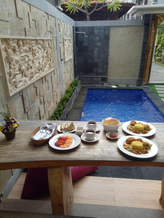 The Surya Kuta Villa Luaran gambar