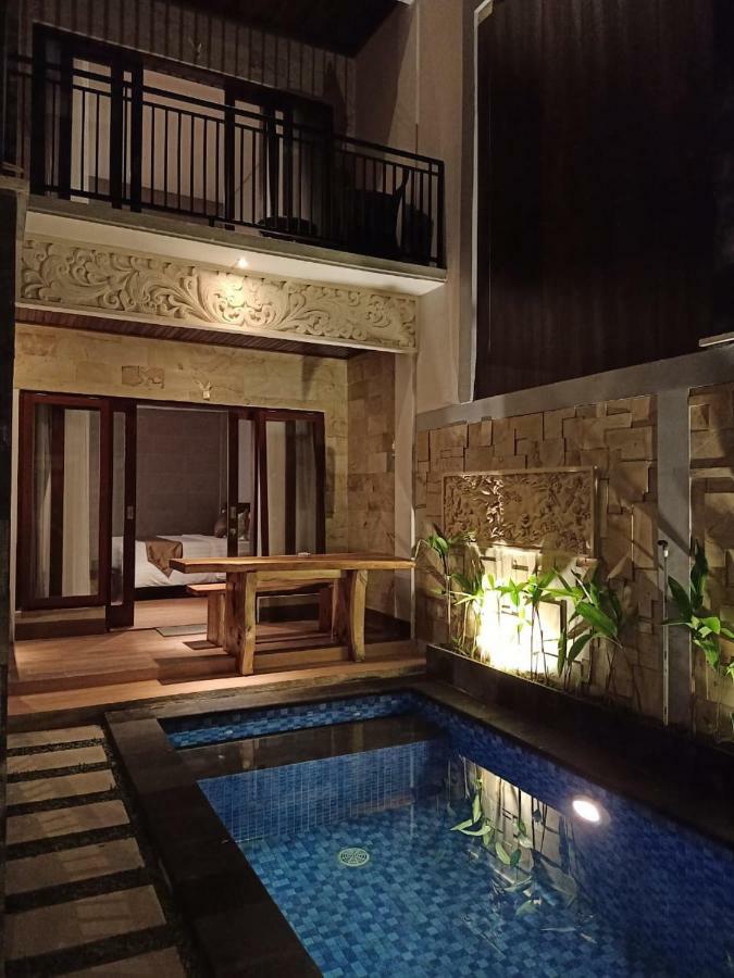 The Surya Kuta Villa Luaran gambar